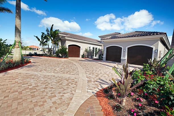 Best Driveway Paving Contractor  in Bull Mountain, OR